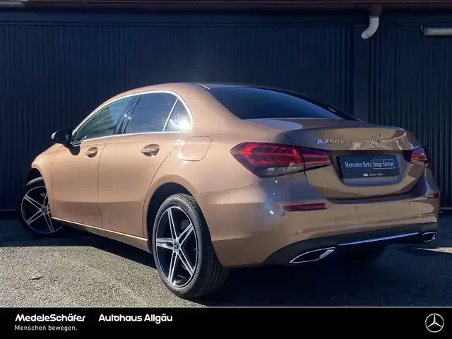 Mercedes-Benz A 250