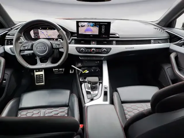 Audi RS4