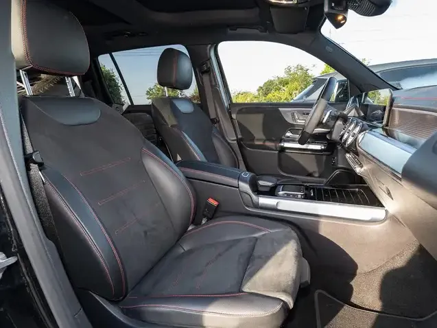 Mercedes-Benz EQB 300