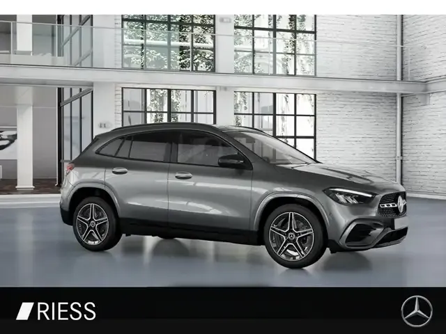 Mercedes-Benz GLA 200