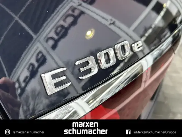 Mercedes-Benz E 300