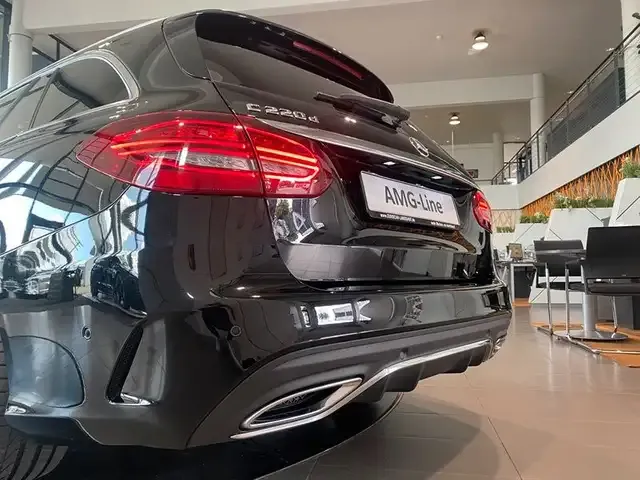 Mercedes-Benz C 220