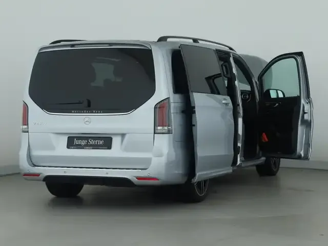 Mercedes-Benz V 250