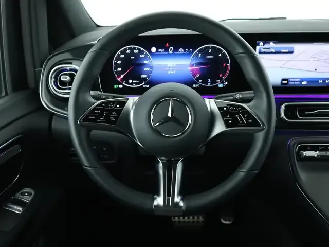 Mercedes-Benz V 250