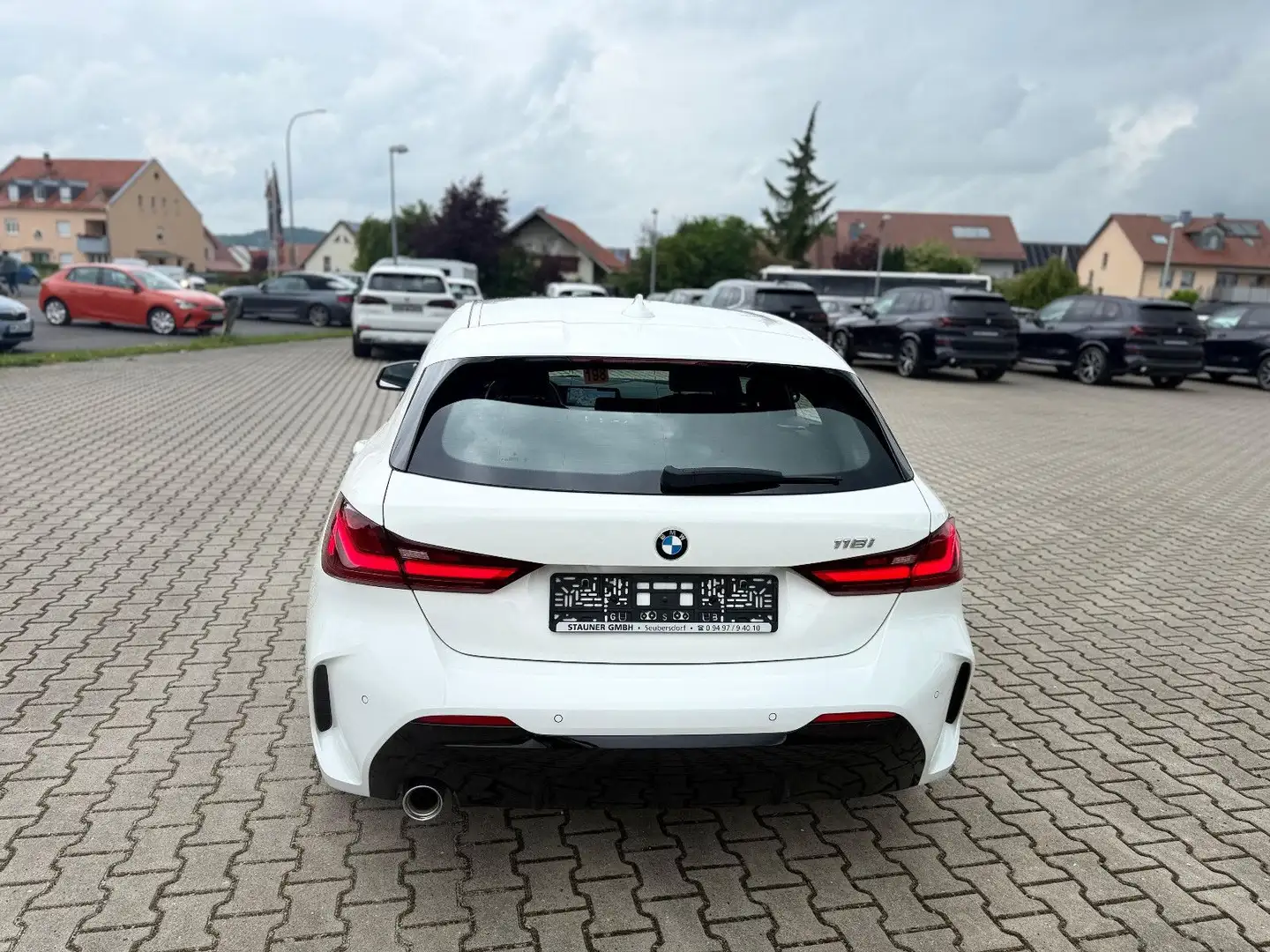 BMW 118