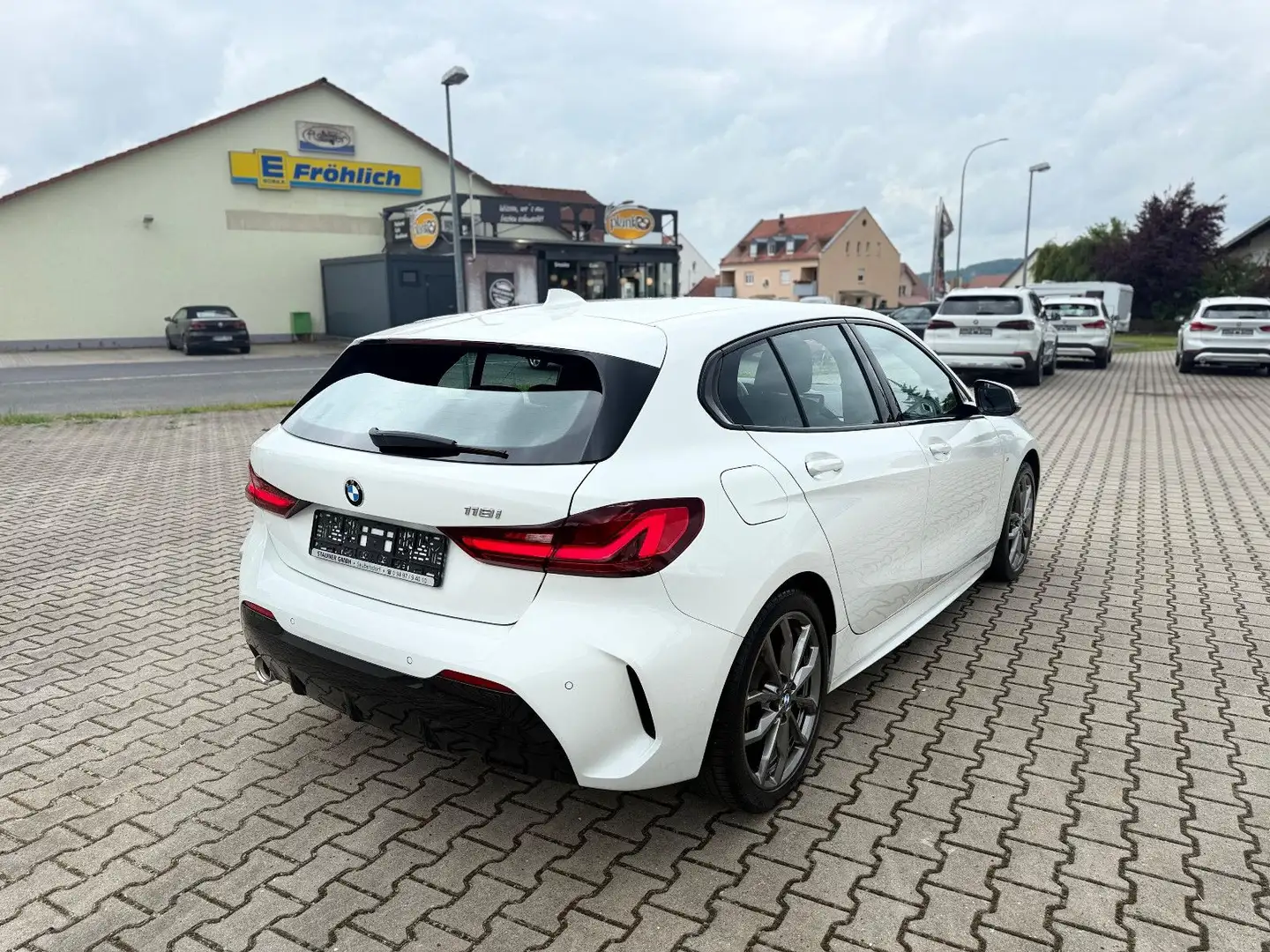 BMW 118