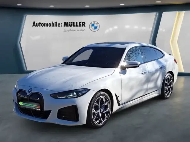 BMW i4