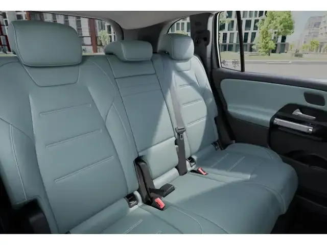 Mercedes-Benz EQB 250