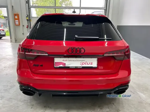 Audi RS4