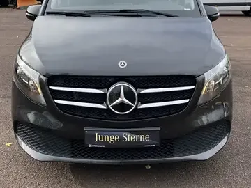Mercedes-Benz V 220