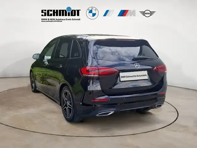 Mercedes-Benz B 200