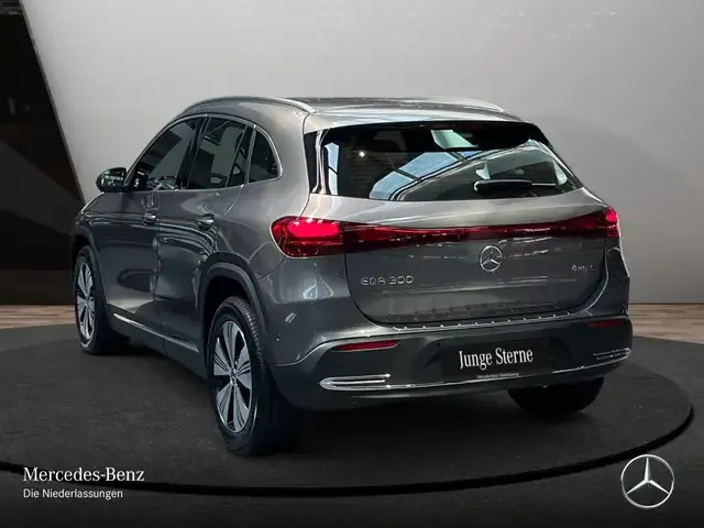 Mercedes-Benz EQA 300