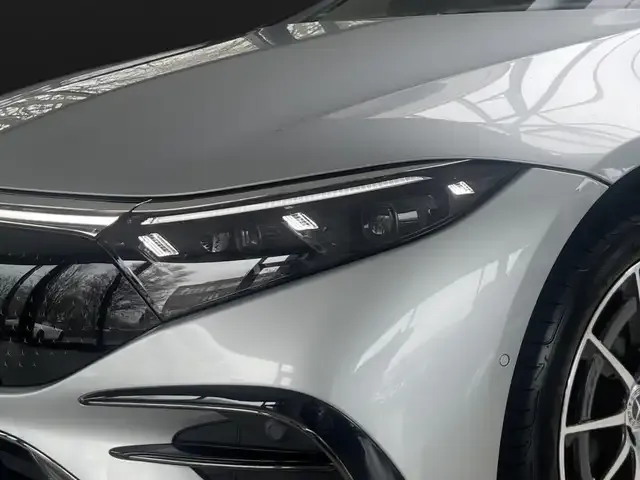 Mercedes-Benz EQS