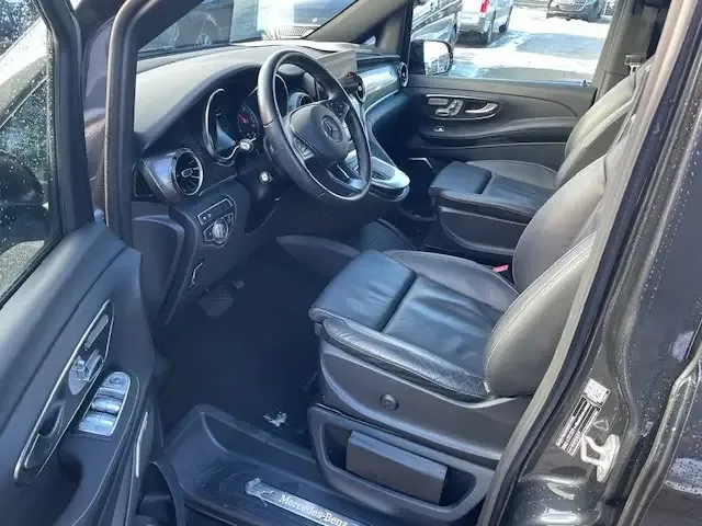 Mercedes-Benz EQV 300