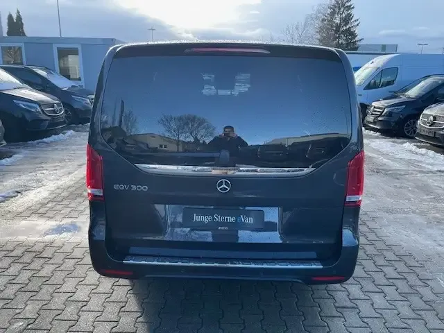 Mercedes-Benz EQV 300