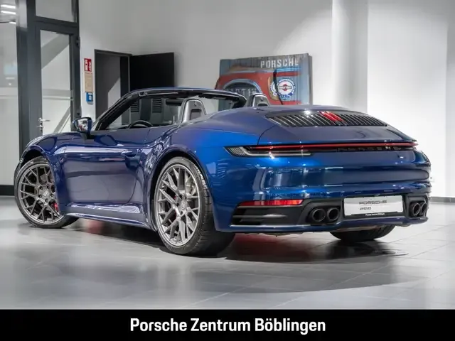 Porsche 992