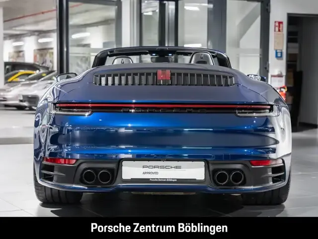 Porsche 992