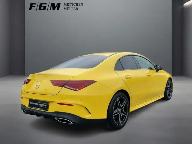 Mercedes-Benz CLA 200