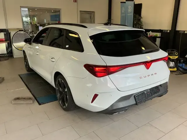 CUPRA Leon