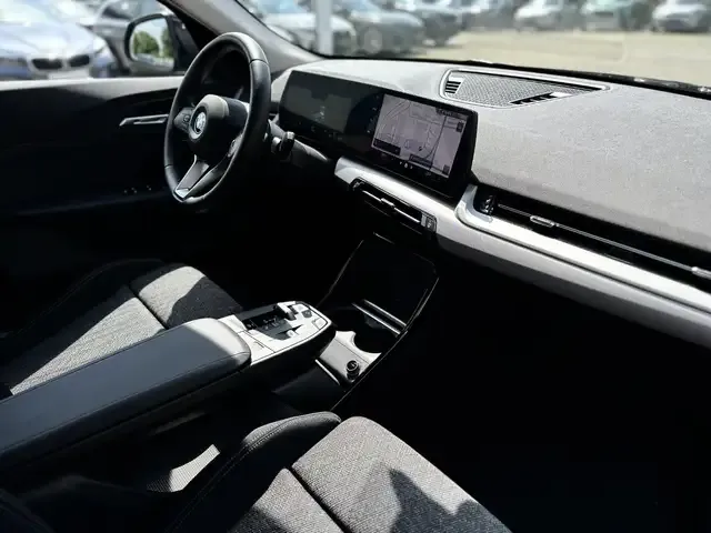 BMW iX2