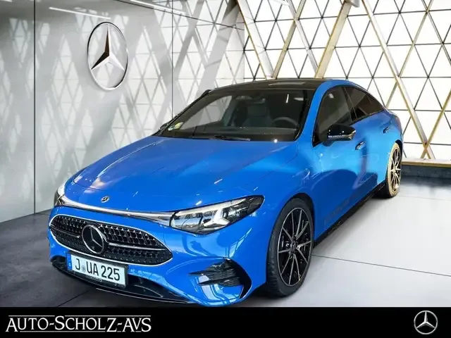 Mercedes-Benz CLA 200