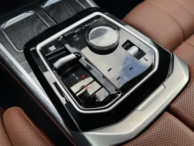 BMW 760