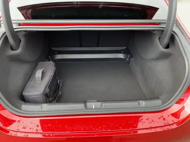 Mercedes-Benz EQE 500