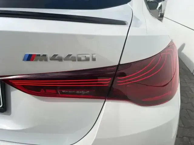 BMW 440