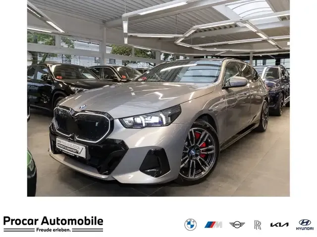 BMW i5