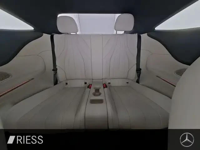 Mercedes-Benz CLE 300