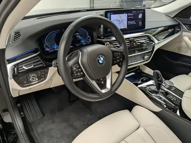 BMW 530
