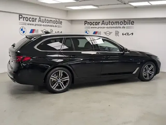 BMW 530