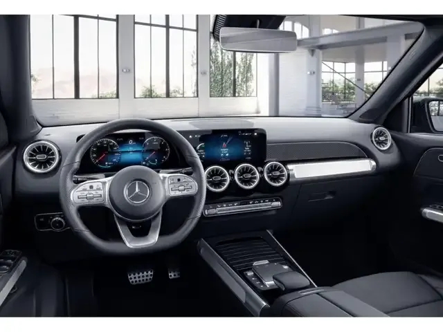 Mercedes-Benz GLB 220