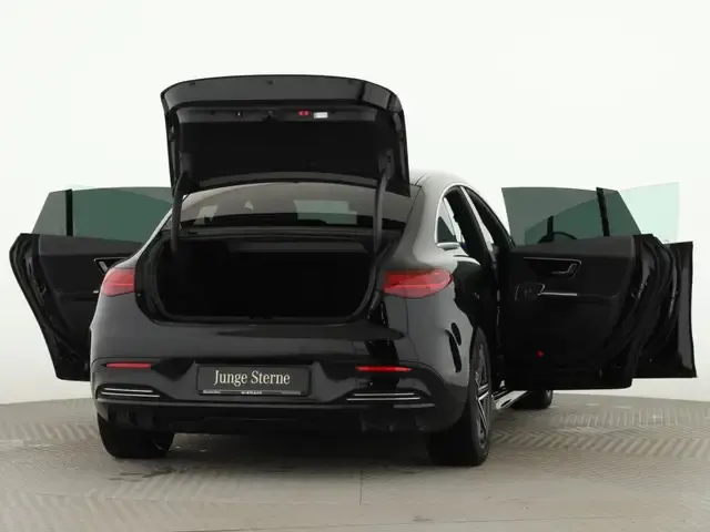 Mercedes-Benz EQE 300