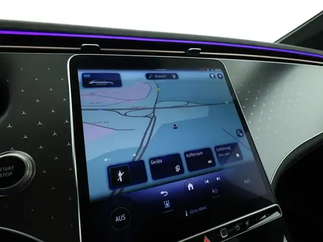 Mercedes-Benz EQE 300