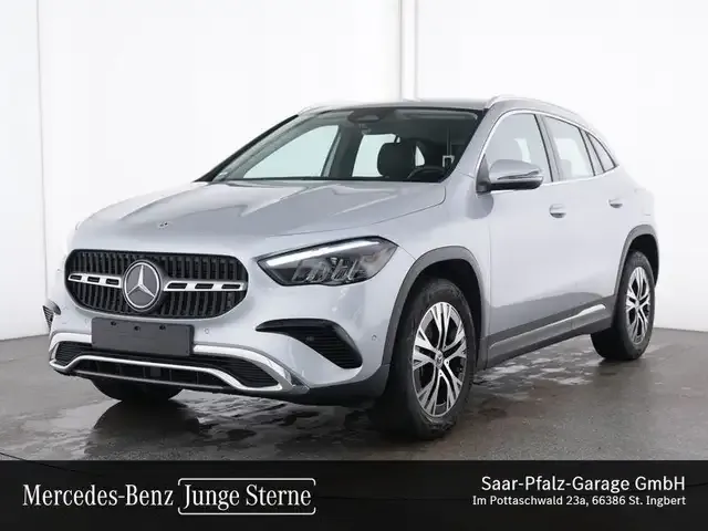 Mercedes-Benz GLA 180