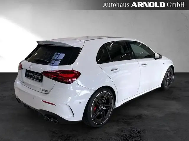 Mercedes-Benz A 45 AMG