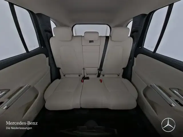 Mercedes-Benz EQB 250