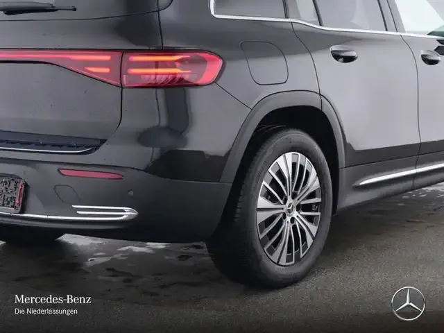 Mercedes-Benz EQB 250