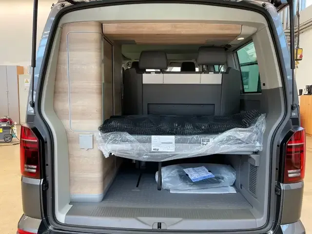 Volkswagen T6.1 California