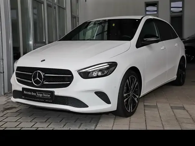 Mercedes-Benz B 220