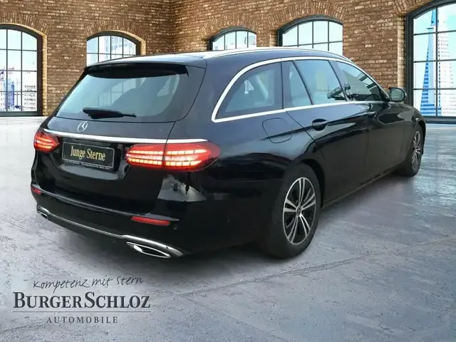 Mercedes-Benz E 220