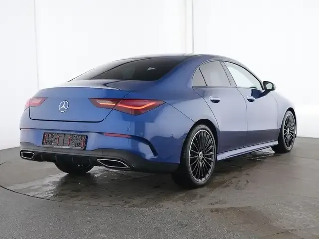 Mercedes-Benz CLA 180