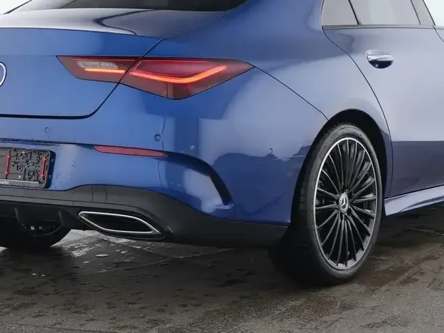 Mercedes-Benz CLA 180