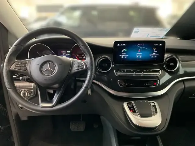 Mercedes-Benz EQV 300