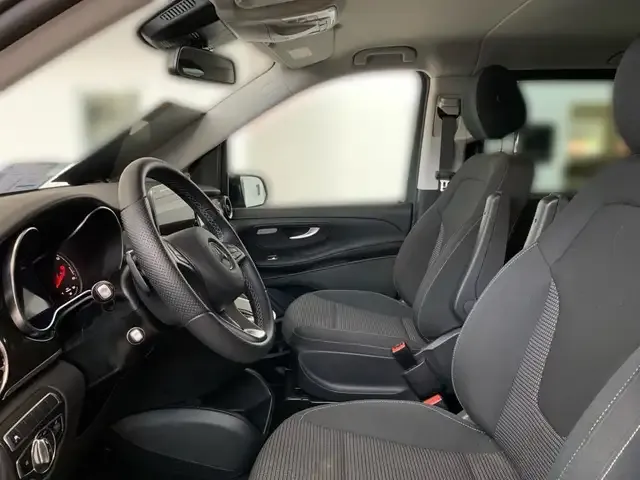 Mercedes-Benz EQV 300