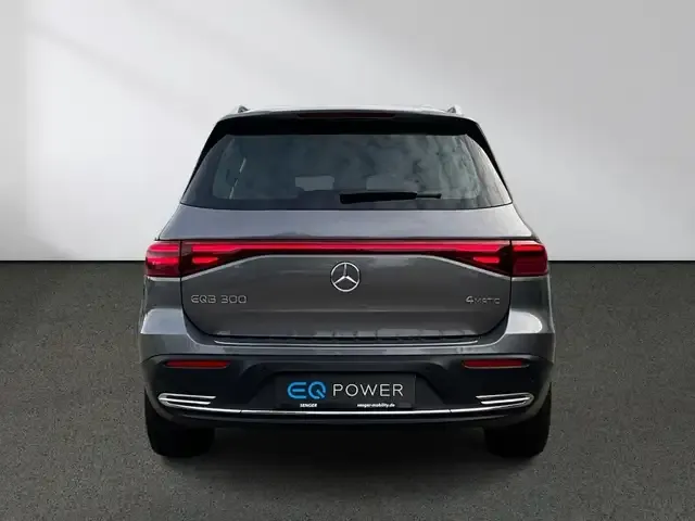 Mercedes-Benz EQB 300