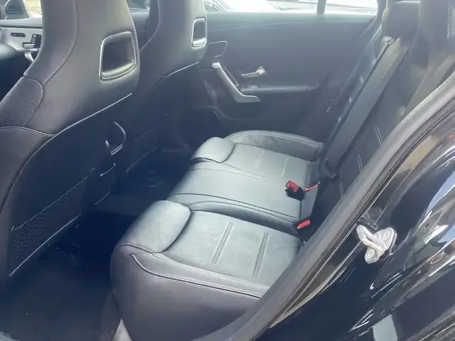 Mercedes-Benz CLA 35 AMG