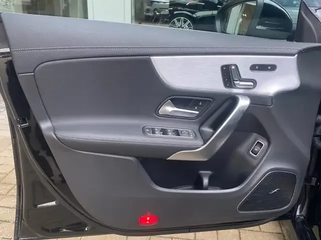 Mercedes-Benz CLA 35 AMG