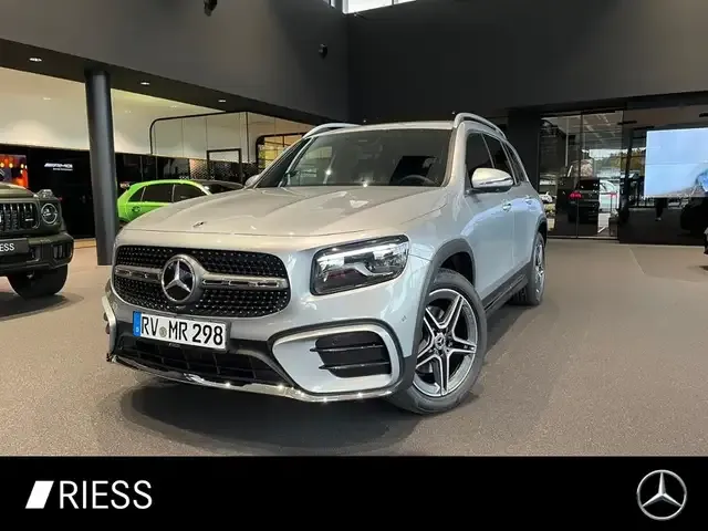 Mercedes-Benz GLB 200
